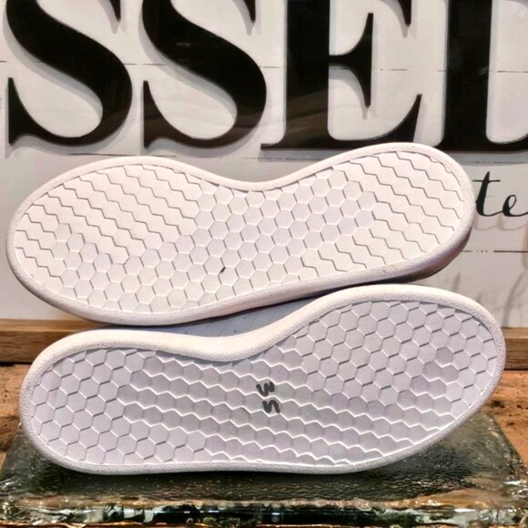 Adidas Men's Grand Court Base Red White Blue Mens Sz 7 | Wmn 8.5 #EE7901 - Picture 6 of 9